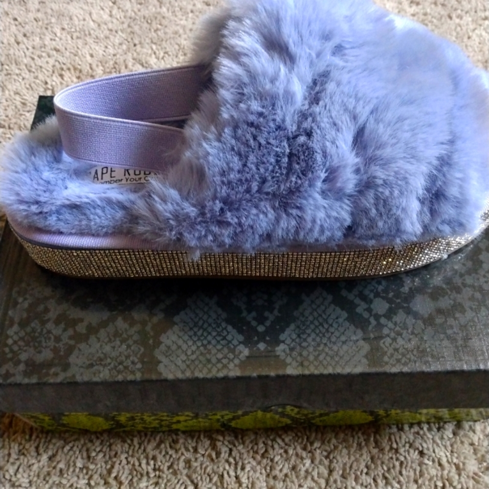 Fluffy Sparkly Slides